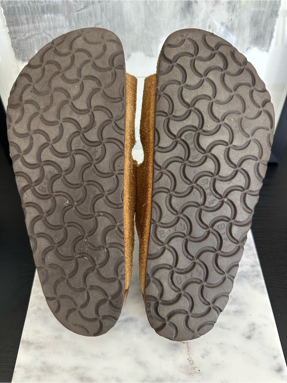 Birkenstock Classic Double-Strap Arizona Suede Sandals - Size 37/6.5 - Picture 2 of 7